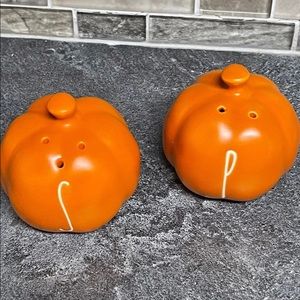 Rae Dunn pumpkin Shakers S P